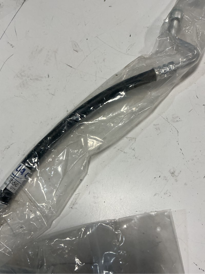 Condition photo showing Good Condition for uac ha 11255c a/c refrigerant discharge hose