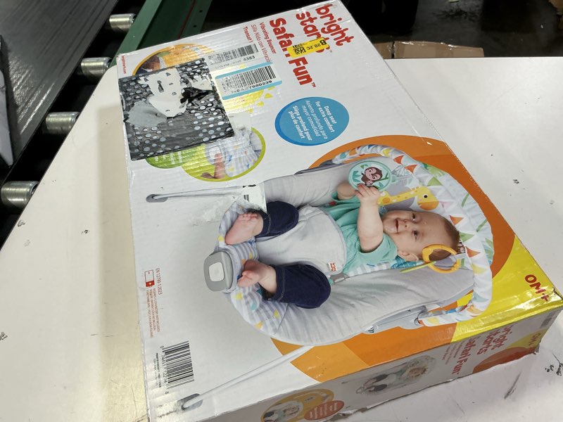 Condition photo showing New/Like New for bright starts baby bouncer soothing vibrations infant seat - removable -toy bar, nonslip feet, 0-6 months up to 20 lbs (safari fun)