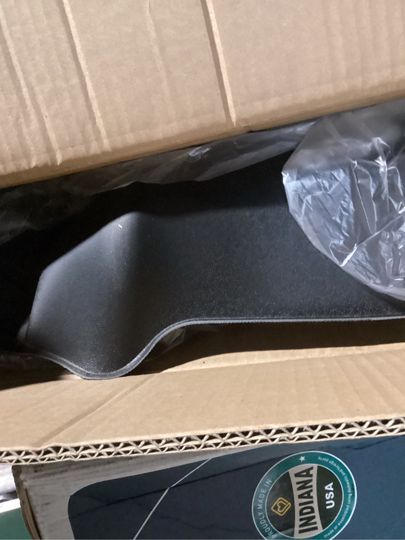 Condition photo showing Good Condition for original floor mats for 2018-2024 bmw x3 & 2019-2024 bmw x4 - custom fit tpe all weather rubber floor liners for x3 30i m40i 30e x3m m m40i xdrive30i 2018-2024 x3 / 2019-2024 x4 floor mats