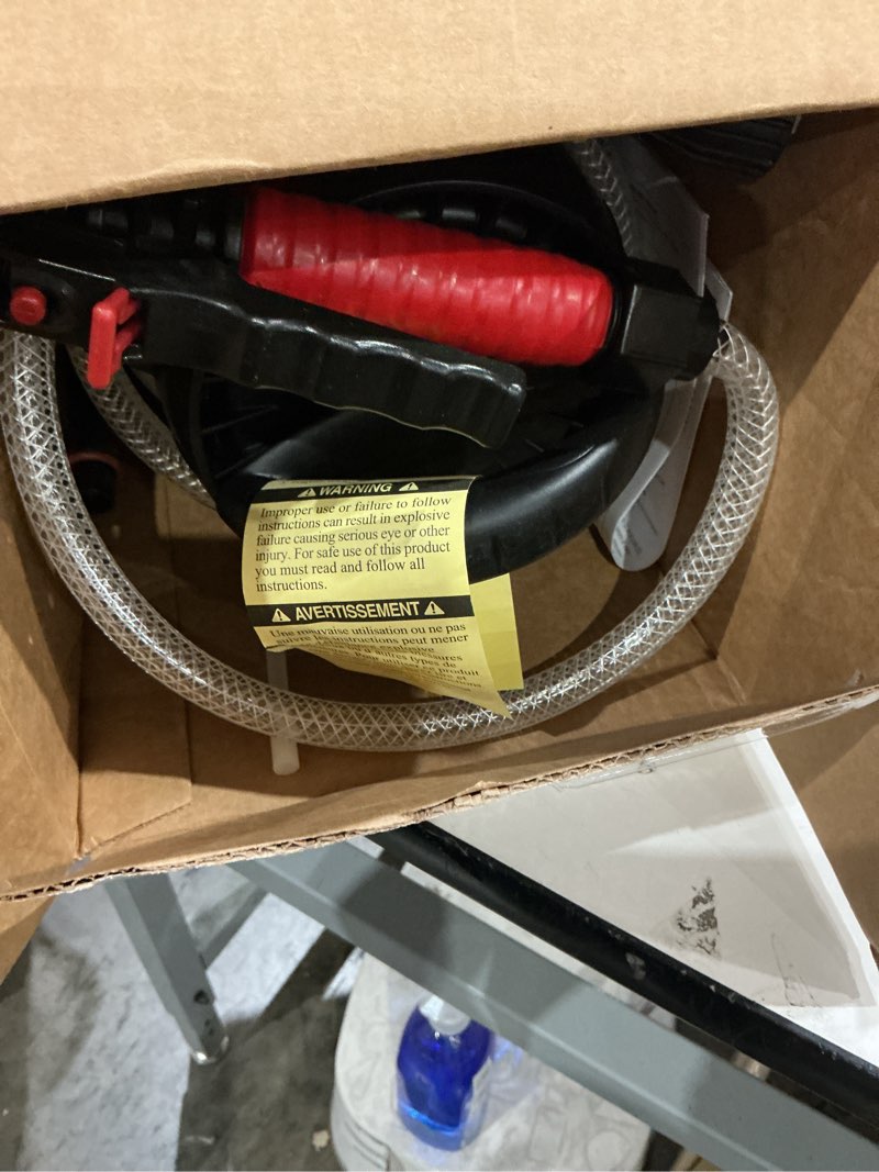 Condition photo showing New/Like New for chapin international 26031xp chapin proseries poly sprayer for fertilizer, herbicides and pesticides, 3-ga, 20 inches, translucent white 3-gallon