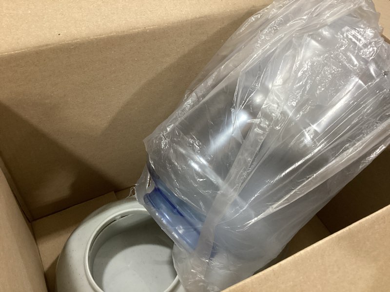 Condition photo showing Good Condition for kenond 3 gallon gravity feeder, automatic dog feeder, dog food dispenser for large breed 3 gallon large pet food dispenser