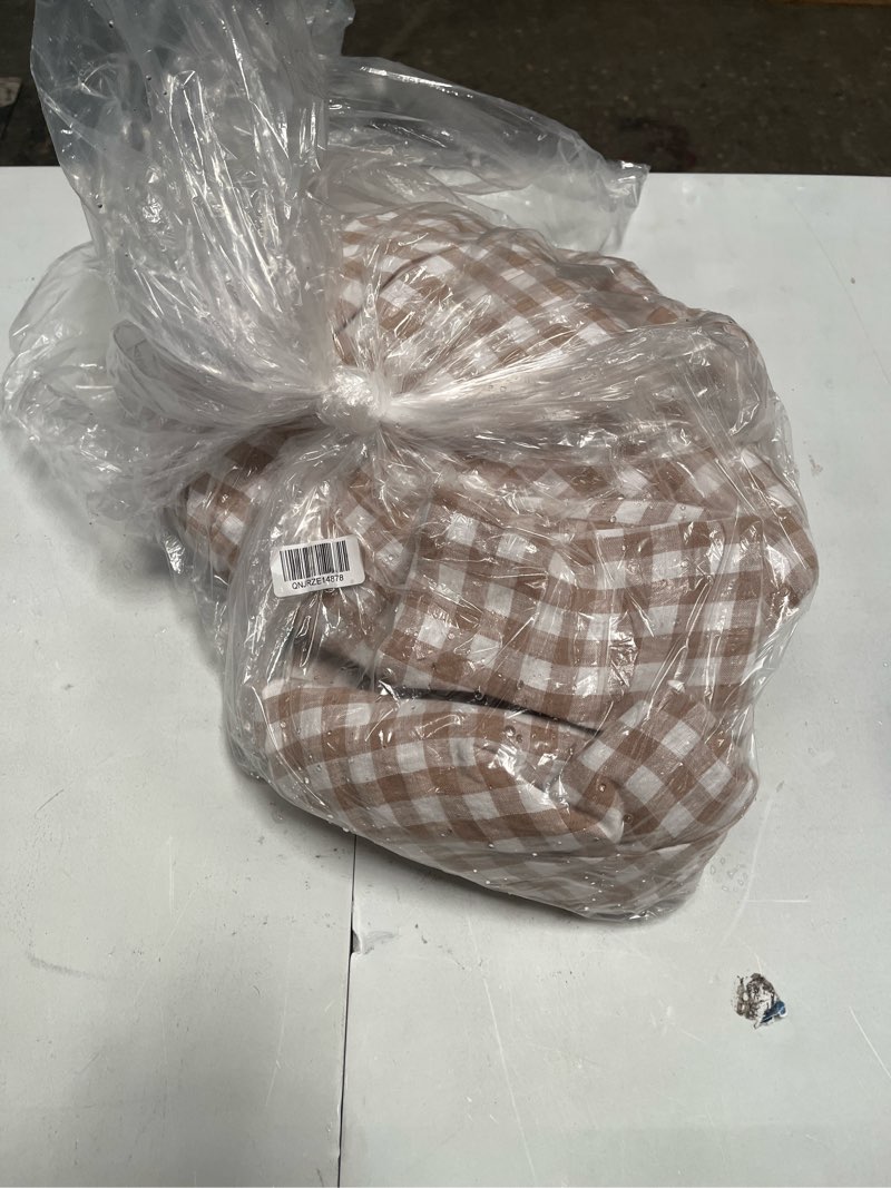 Condition photo showing As Is for european linen gingham duvet cover set, king/cal king, cafe gingham