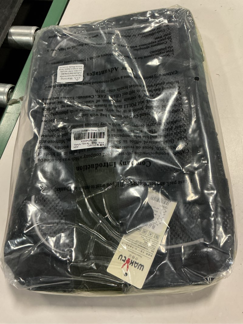 Condition photo showing New/Like New for wakytu tsa approved pet carrier for small cats and dogs,17.7x11x8.3, black | 3 entrances & 5 vents, waterproof rip-stop, anti-escape locks, padded strap,plane underseat,cat dog carrier