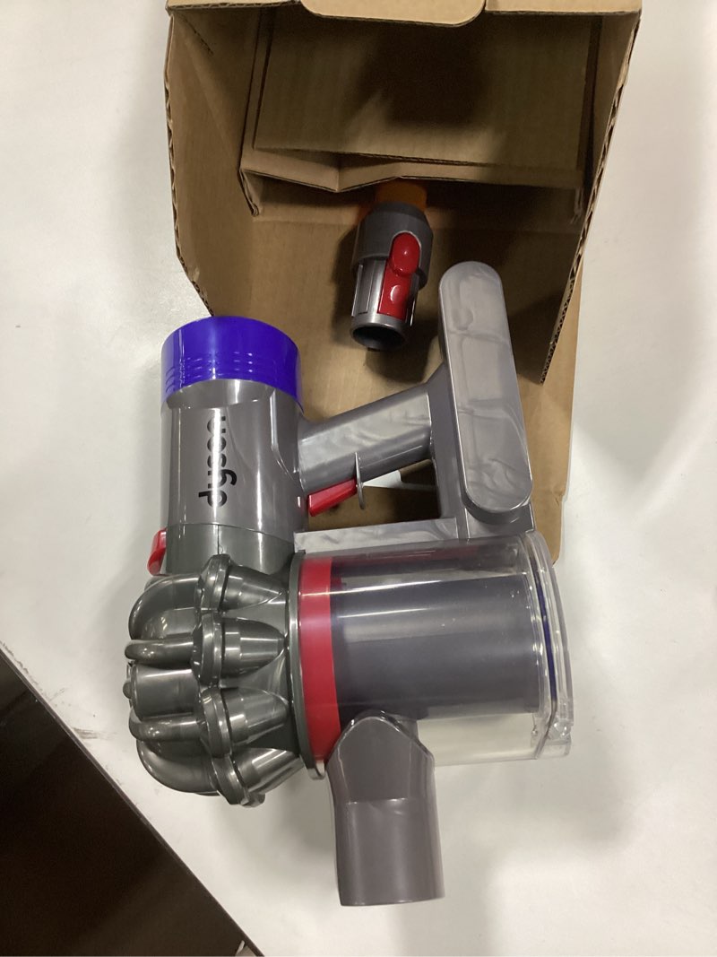 https://lotting-media.assets.bidfta.com/lotting_c1c4edc3-fbca-43fb-bf35-335fadde34a9