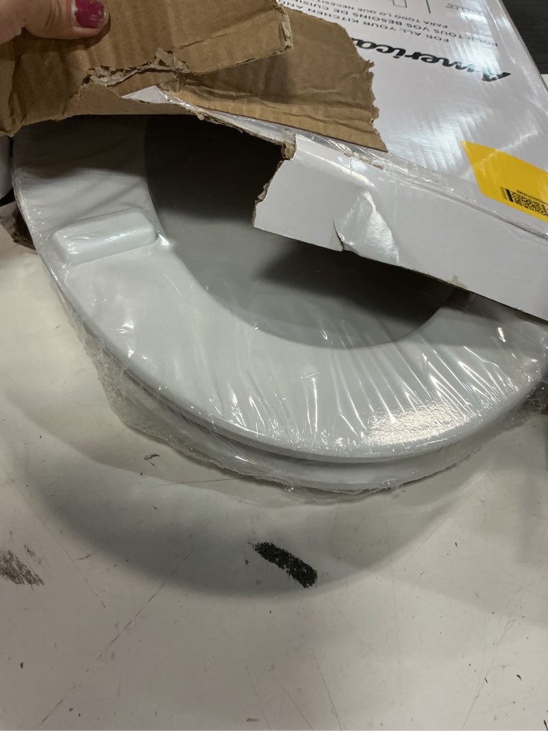 Condition photo showing Good Condition for american standard bedminster wood white elongated soft close toilet seat