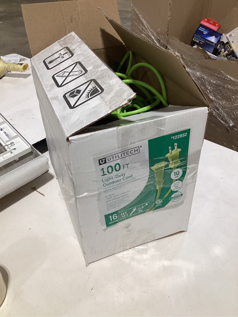 Condition photo showing Good Condition for utilitech 100-ft 16 / 2 light duty 2 prong green outdoor extension power cord item #122852 | model #ut481635