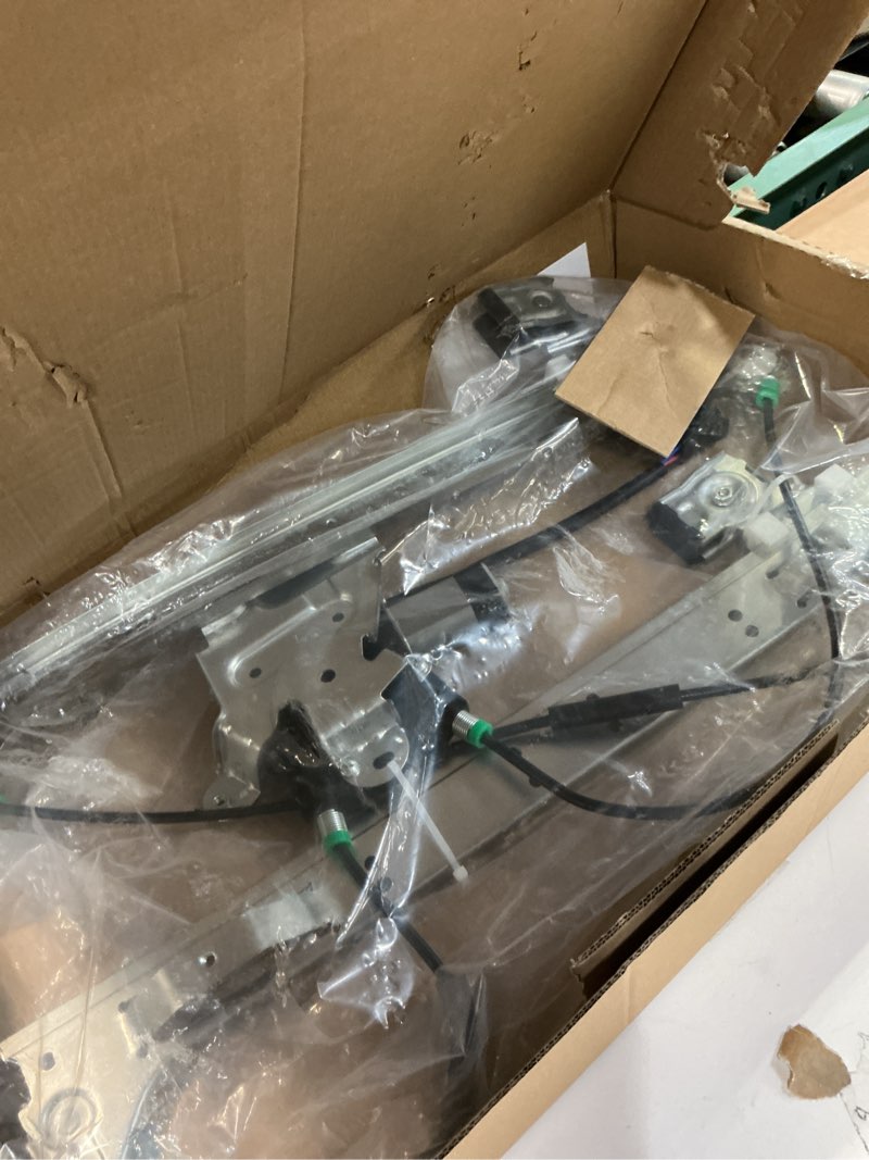 Condition photo showing Good Condition for Front Passenger Side Power Window Regulator with Motor fit for 2002-2009 Chevy Trailblazer EXT, GMC Envoy XL XUV, 2004-2007 Buick Rainier, 2003-2008 Isuzu Ascender, Olds Bravada, Saab 9-7X, Right