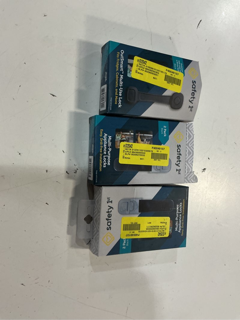 Condition photo showing Good Condition for ( 3 pieces )safety 1st outsmart multi-use lock, black