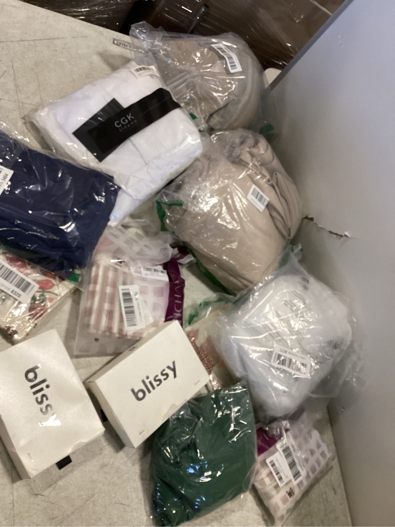 https://lotting-media.assets.bidfta.com/lotting_c1db0045-4eb2-429a-9d38-d5f975e16683