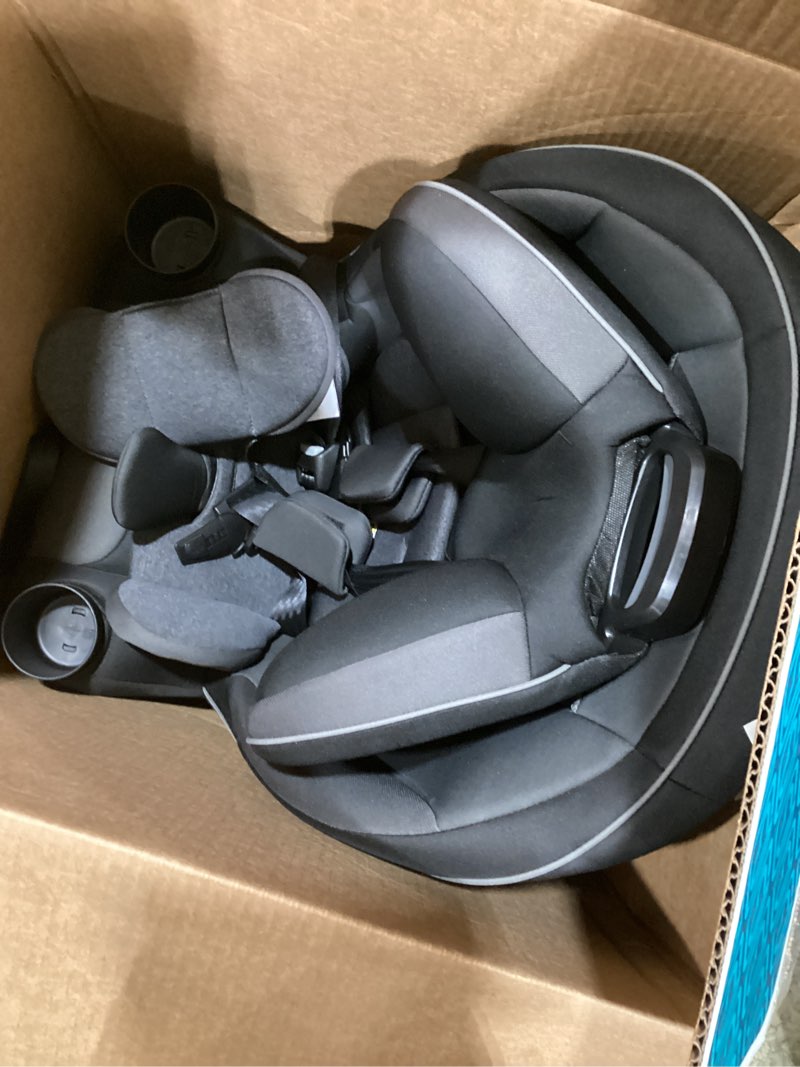 Condition photo showing Good Condition for safety 1st grow and go all-in-one slim convertible car seat, rear facing, 5-40 lbs, forward facing (30–65 lbs), high back booster seat 40-100 pounds, black phantom black phantom original