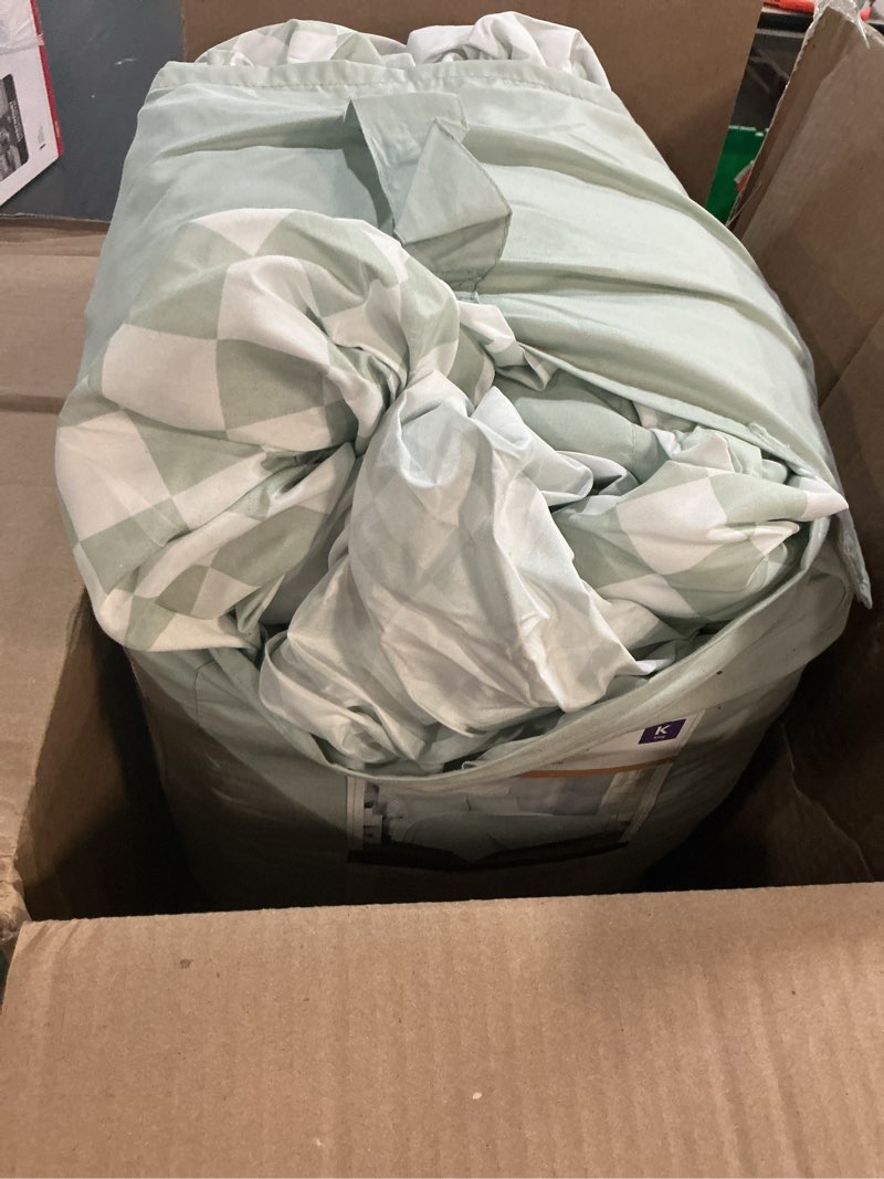 Condition photo showing Good Condition for mainstays all in one reversible comforter and sheet set, 7-piece, king, sage