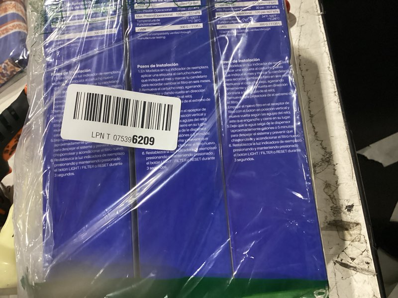Condition photo showing As Is for pureplus da29-00020b replacement for samsung da29-00020a/b, da29-00020b-1, rf28hmedbsr, rf263beaesr, rfg297hdrs, haf-cin/exp, rf4287hars, rf28hfedbsr, 469101, rwf0700a refrigerator water filter, 4pack standard 4 count (pack of 1)