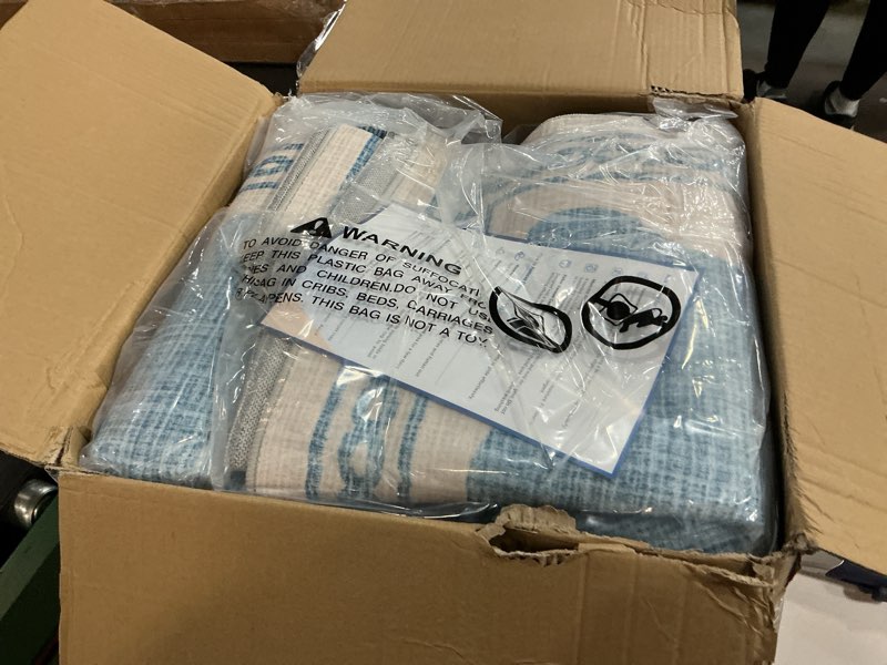 Condition photo showing Good Condition for GarveeHome Scalloped 8x10 Rug for Living Room Washable Non-Slip Solid Blue Modern Minimalism Low-Pile Carpet 8 x 10 Rug for Bedroom Dining Nursery Mat with Rubber Back Blue 8' x 10' (Rectangular)