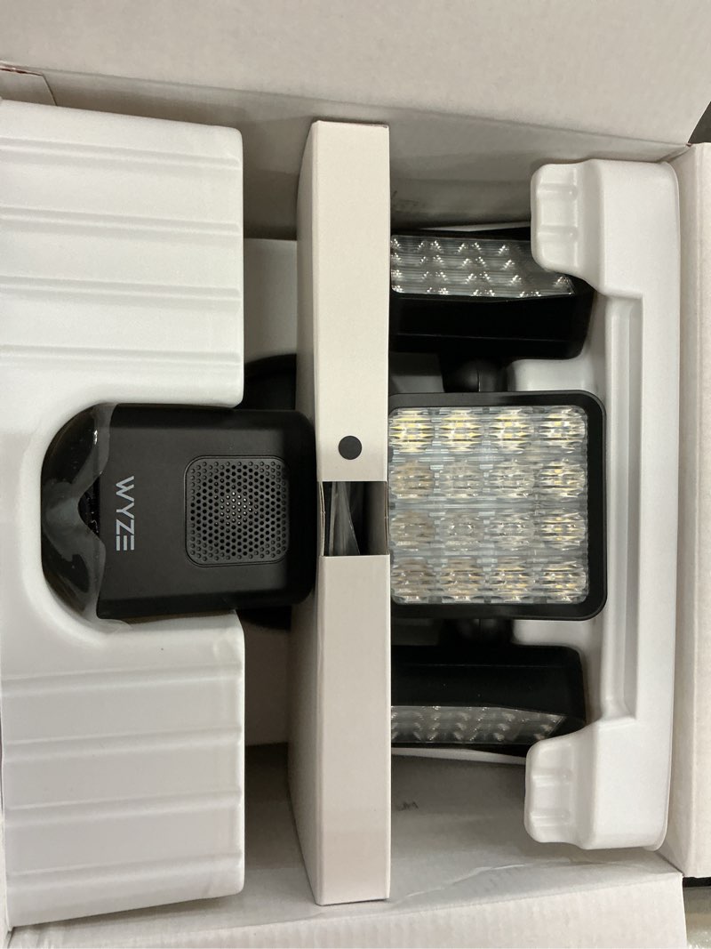 Condition photo showing Good Condition for wyze cam floodlight pro with 3000 lumen leds, wired 2.5k qhd ip65 outdoor smart security camera, color night vision, 180° fov with customizable ai motion detection, 105db siren, two-way audio, black