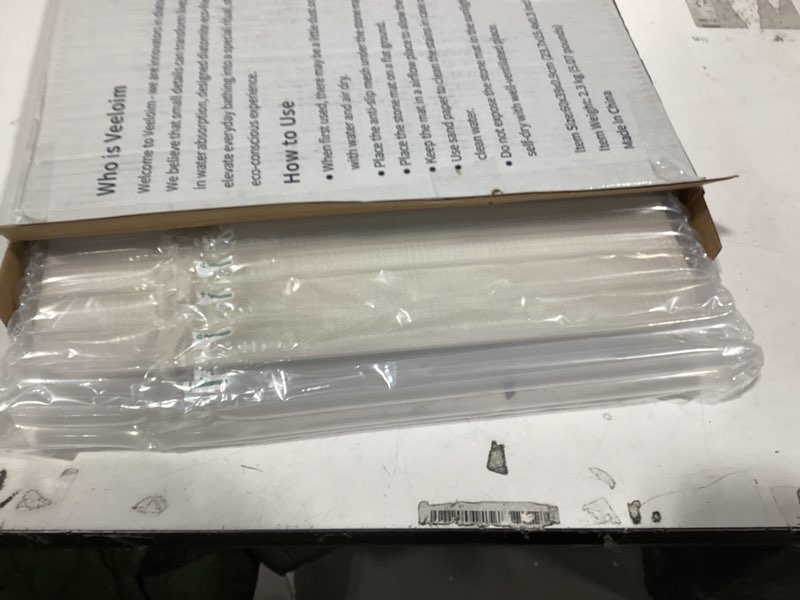 Condition photo showing Good Condition for Stone Bath Mat Diatomaceous Earth Shower Mat Non-Slip Super Absorbent Diatomite Stone Bath Mats for Bathroom Floor Quick Drying Natural Easy to Clean(23.6''×15.4" White) Line1-white