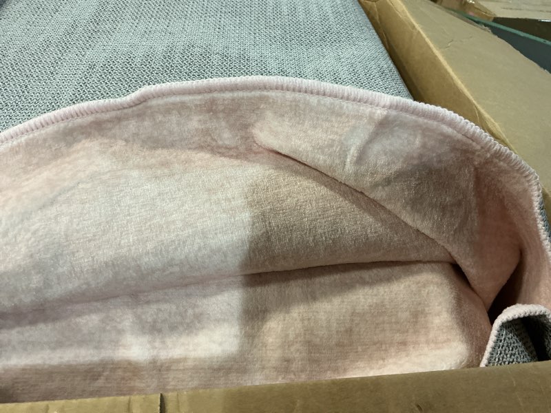 Condition photo showing Good Condition for wonnitar striped large rugs for living room, washable 9x12 area rugs for bedroom, non-slip soft minimalist pink area rug throw carpet for nursery playroom guest room (pink,9' x 12') 9' x 12' (rectangular) pink