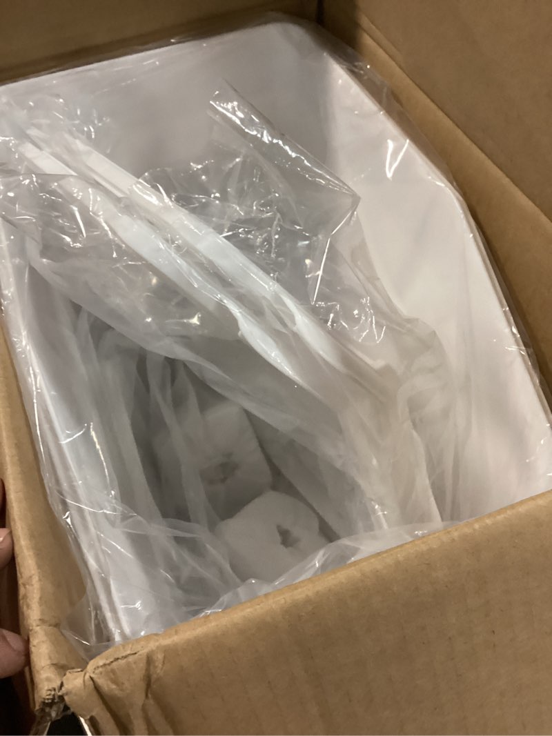 Condition photo showing Good Condition for VEVOR Ingredient Storage Bin, 2 x 15L Dispenser Bin with 2 Measuring Cups, Attachable Casters and Airtight Lid, 2 Pcs/Set Dog Pet Food Storage Container, PP Material Kitchen Rice Cereal Flour Bin 3.5 Gallon*2