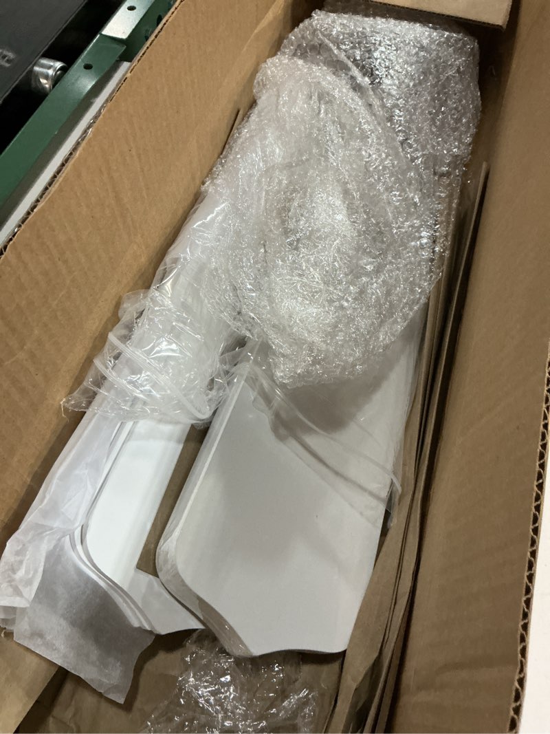 Condition photo showing Good Condition for 10Pcs Replacement Fan Blades for 42 52 Ceiling Fan Waterproof Weatherproof Blades Replacement for Broken Substitution Replacing Indoor Outdoor Summer(White,52 Inch) White 52 Inch