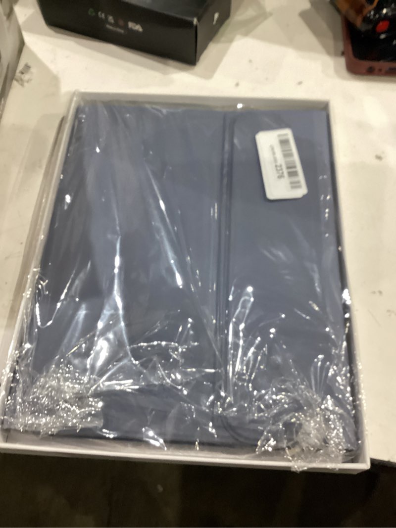 Condition photo showing Good Condition for keyboard case for ipad (a16) 11th/ 10th gen 11''/10.9'' 2025/2022 | detachable bluetooth wireless keyboard, soft tpu cover with holder, multi-angle stand for study/office/travel (gray blue)