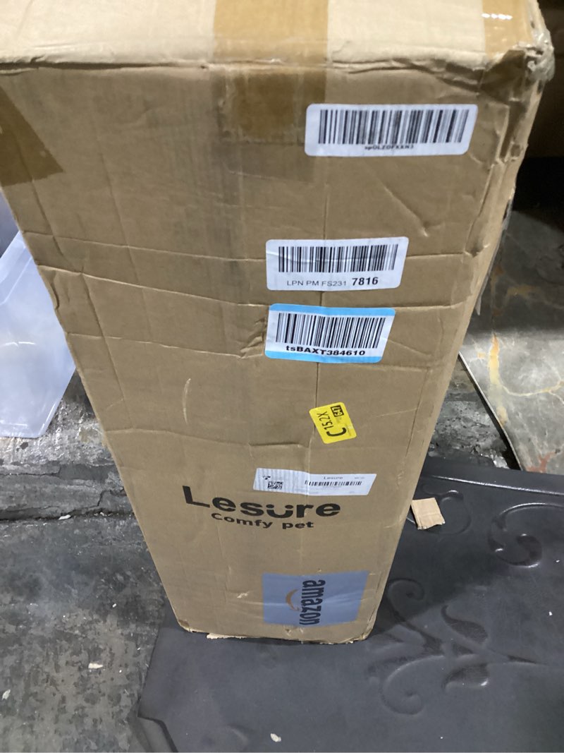 https://lotting-media.assets.bidfta.com/lotting_c20e704f-a5a2-4343-bd4e-5eb54b5acdd4