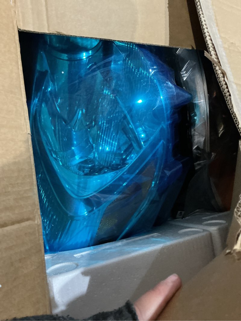 Condition photo showing Good Condition for nilight headlight assembly compatible with 2004 2005 toyota sienna chrome housing amber reflector upgraded clear lens headlights replacement driver and passenger side 2004-2005 sienna chrome housing + amber reflector