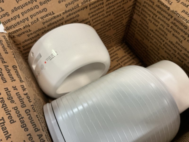 Condition photo showing Good Condition for CLEVAST Smart Humidifier for Bedroom, 3L Top Fill Cool Mist Ultrasonic Air Humidifiers with Essential Oil Diffuser, Ultra Quiet for Baby Nursery, Plants, Home, Office, Compatible with Alexa 3 Liters Smart Version