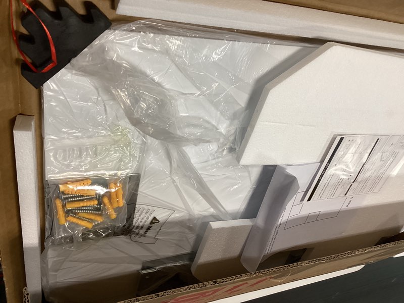 Condition photo showing Good Condition for TETOTE Frameless Mirror 20" x 30" Bathroom Mirrors for Wall with 4mm Tempered Glass, Suitable for Bedroom, Entryway, Hallway, Gym, Vertically/Horizontally 30"L x 20"W 1 Pack