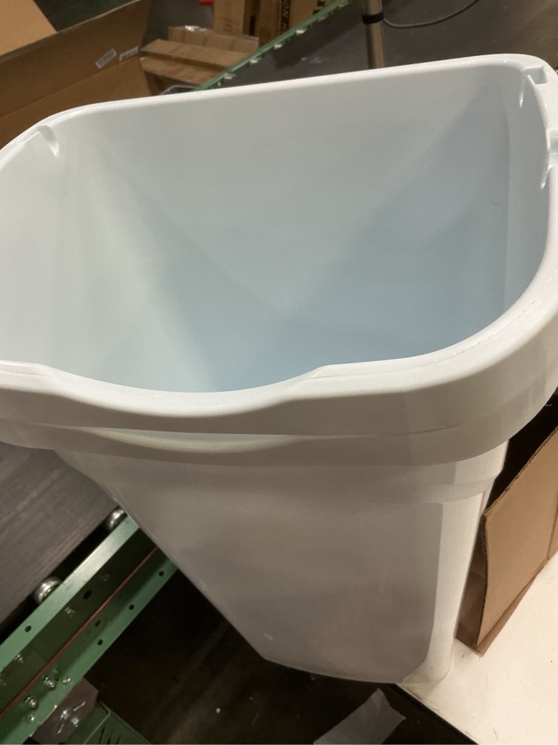 Condition photo showing Good Condition for United Solutions 10 Gal/40 Qt Space-Efficient Kitchen Trash Can with Dual Swing Lid, (Pack of 2), Waste Basket Fits in Narrow Spaces and Perfect for Commercial Offices, Home Office, Dorm, White 10 Gal - Dual Swing Lid 2