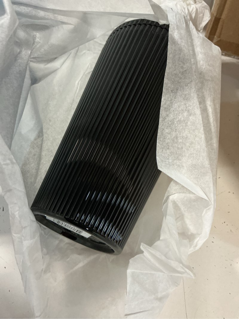 Condition photo showing New/Like New for starbucks shiny black pleated cup winter 2024 16oz cold cup