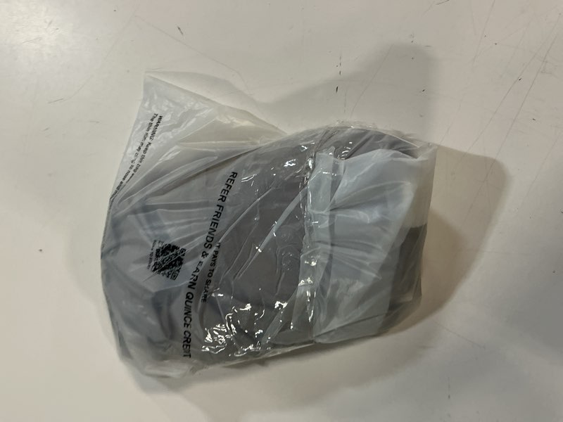 https://lotting-media.assets.bidfta.com/lotting_c22bdfcd-df50-4d9b-8abe-4eaf8f0f8f04