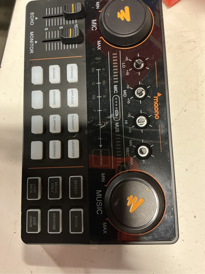 Condition photo showing Good Condition for maonocaster lite portable all-in-one podcast production studio