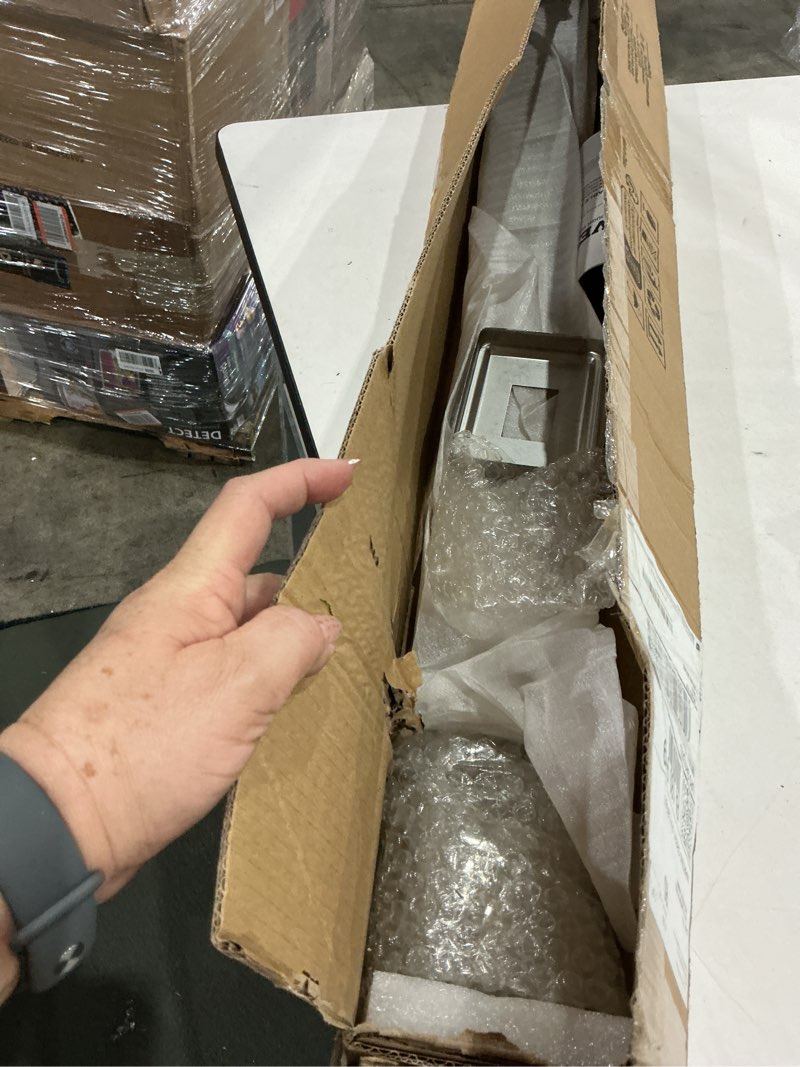 Condition photo showing Good Condition for vevor level drilled cable railing post, 10 holes, 36x1x2 inches stainless steel cable railing system kit for indoor outdoor deck balcony, 1 pack, silver, product id 1jzlgzxys914i4bdb001v0 36"x1x2 level post-silver 1