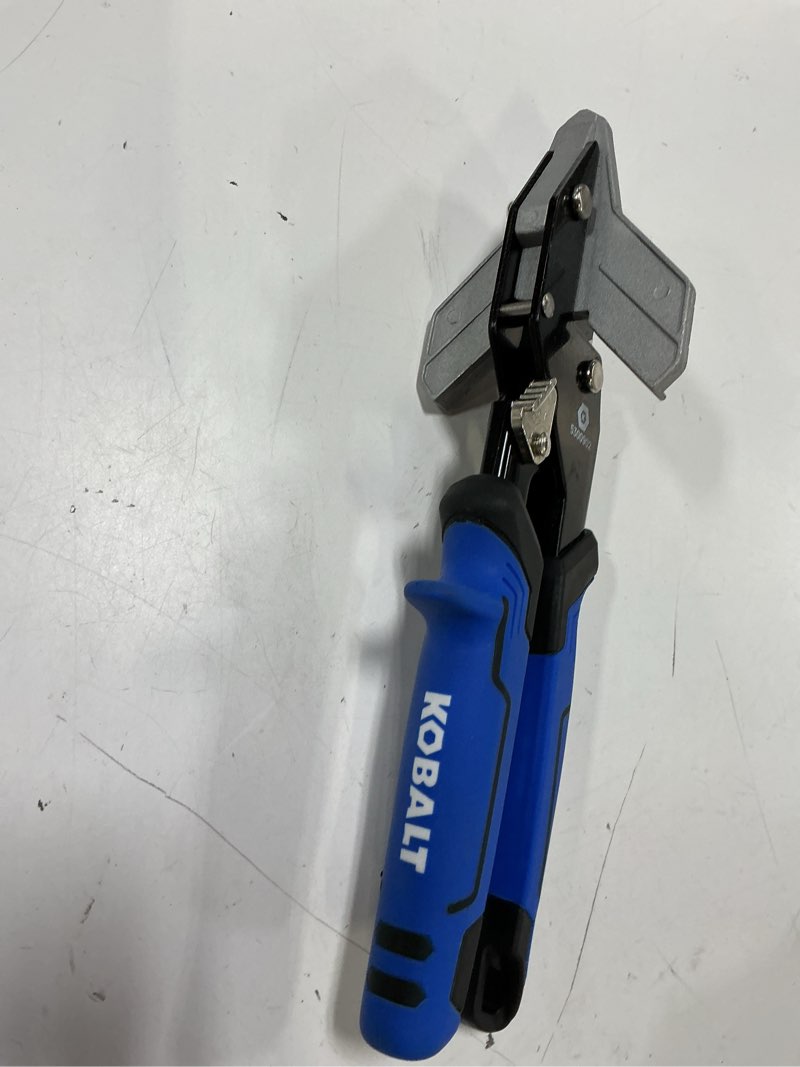 Condition photo showing Good Condition for kobalt miter stainless steel snips