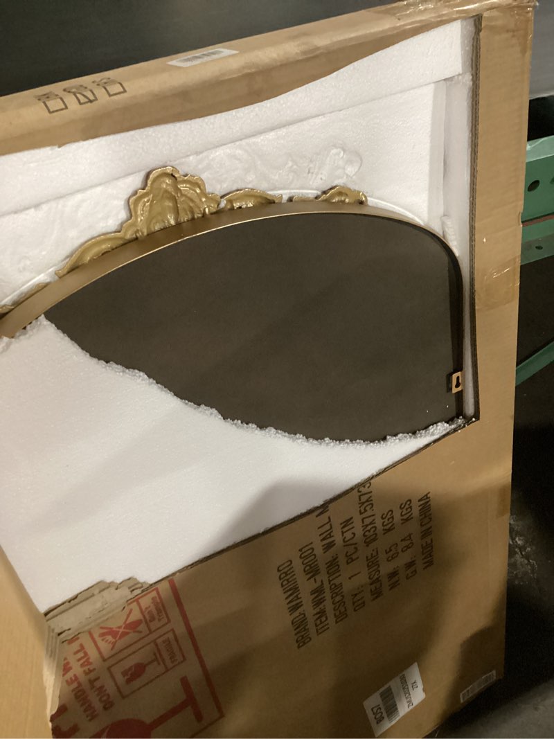 Condition photo showing Good Condition for WAMIRRO Arched Gold Mirror,Gold Traditional Vintage Ornate Baroque Mirror,Antique Brass Mirrors,Wall Mounted Mirrors for Entryway/Fireplace/Living Room/Hallway/Bathroom.36“X24”Gold Retro Gold 36"L x 24"W
