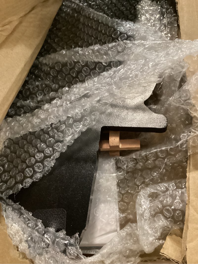 Condition photo showing Good Condition for Interchangeable Welcome Sign for Front Door Red Farmhouse Truck Decor Hanging Sign with 11 Interchangeable Seasonal and Holiday Decor Signs 12x14 in. (Country Rustic)