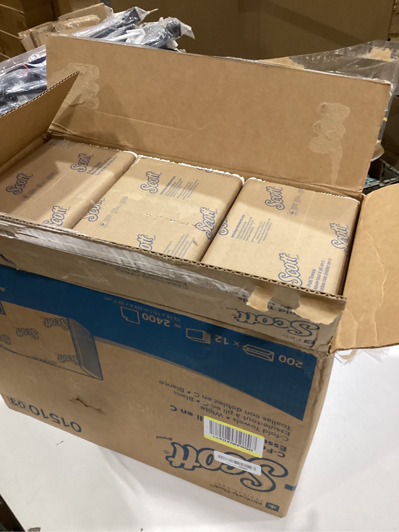 Condition photo showing New/Like New for Scott Professional Essential C-Fold Folded Paper Towels, Bulk (01510), Fast-Drying Absorbency Pockets, 13.15"x10.125" Towel, White (200 Sheets/Pack, 12 Packs/Case, 2,400 Sheet Total) 200 Count (Pack of 12)