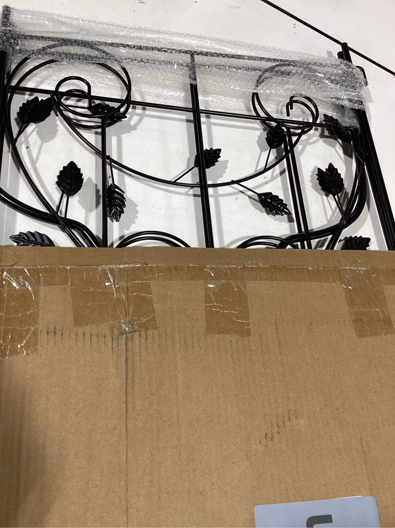 Condition photo showing New/Like New for hogardeck metal 60 * 18in garden trellis 2-packs for climbing plants flowers vegetables planting arched outdoor decoration for courtyards lawns gardens black; 2 packs 60*18 in
