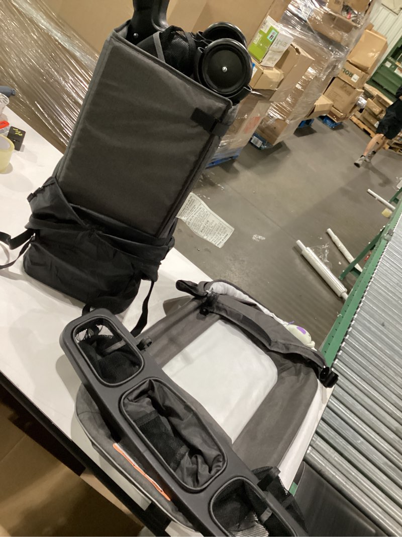 Quick travel car seat (no description in box)