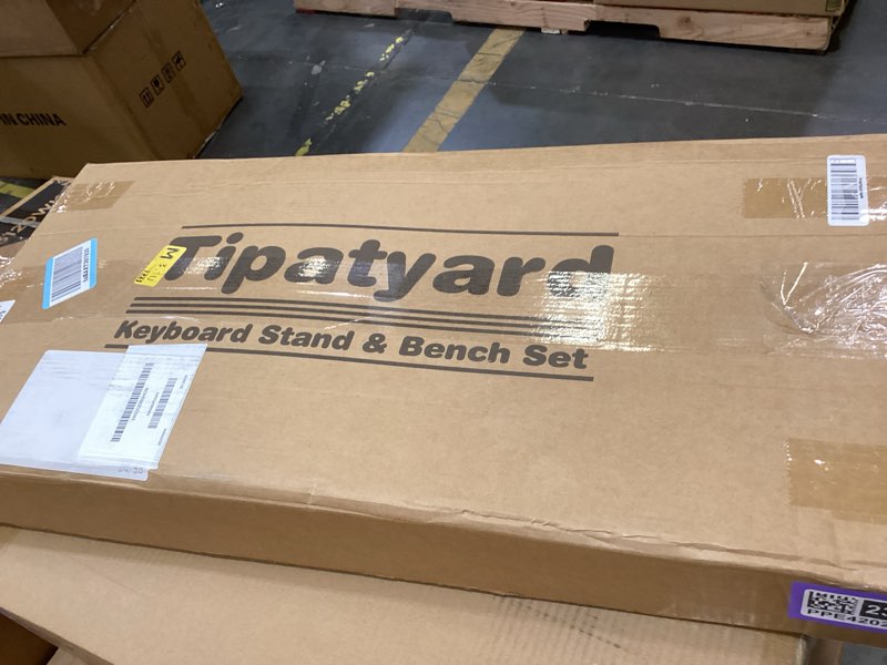 Condition photo showing Good Condition for keyboard stand and bench