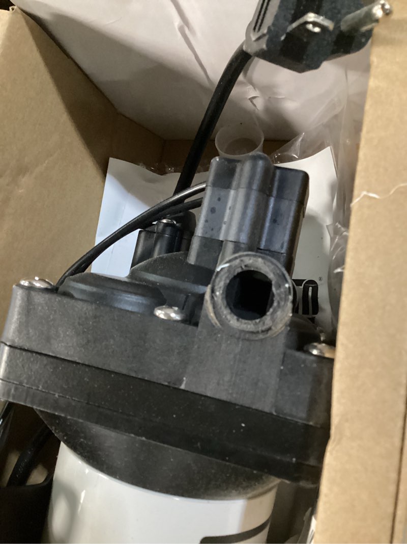 Condition photo showing As Is for wassermann rv water pumps pressure pump 115v ac with pressure switch, self-priming water pump 5.0gpm 55psi, fresh water pump for rv kitchen barthroom marine yacht garden diaphragm pump black3
