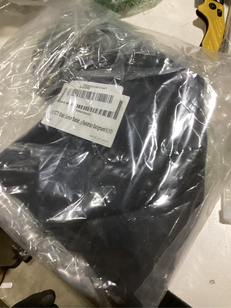 Condition photo showing Good Condition for black screen backdrops 5x7ft solid color photo backdrops for photoshoot, photography background for meeting wall, party, videos 5x7ft black