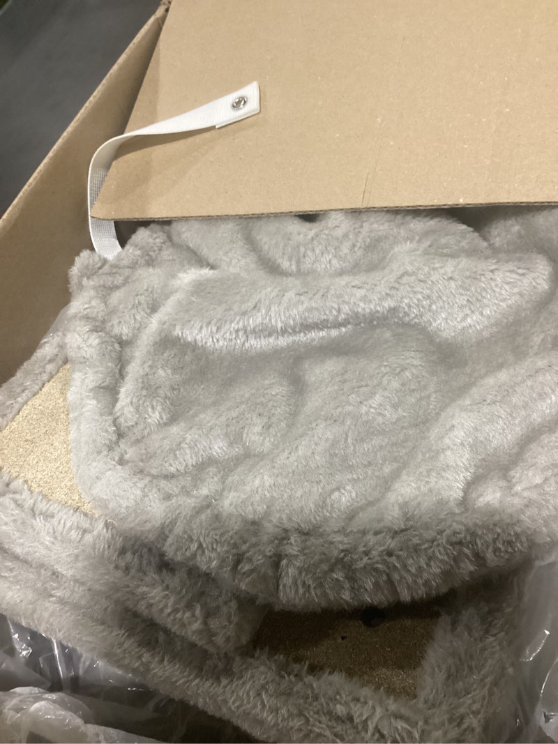 Condition photo showing Good Condition for gitelsnour cat tree, cat tower for indoor cats, 43.3 inch cat tree tower with sturdy steel tube, cat hammock, cat condo for small cats and kittens, cat scratching post, light gray gct004sw 43.3 inches light gray