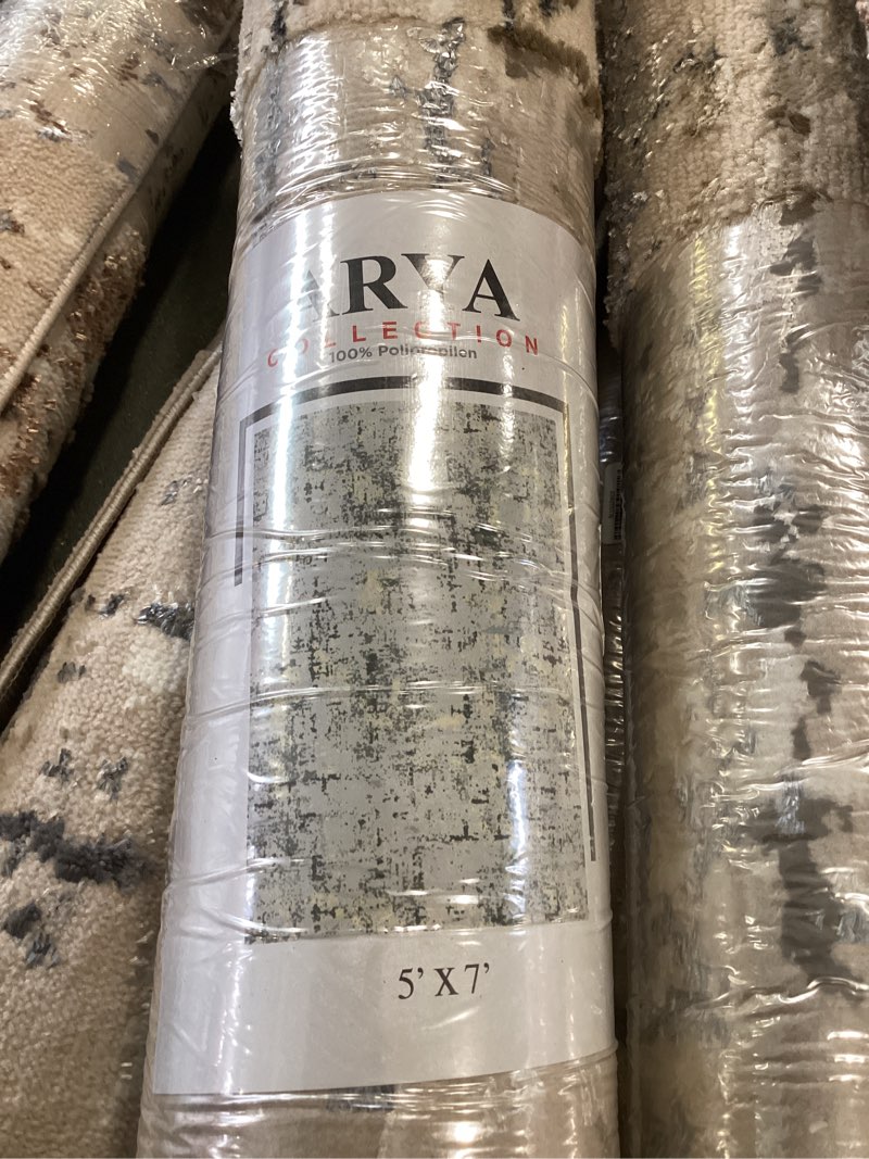 ARYA COLLECTION 5’x 7’  color grey / beige 