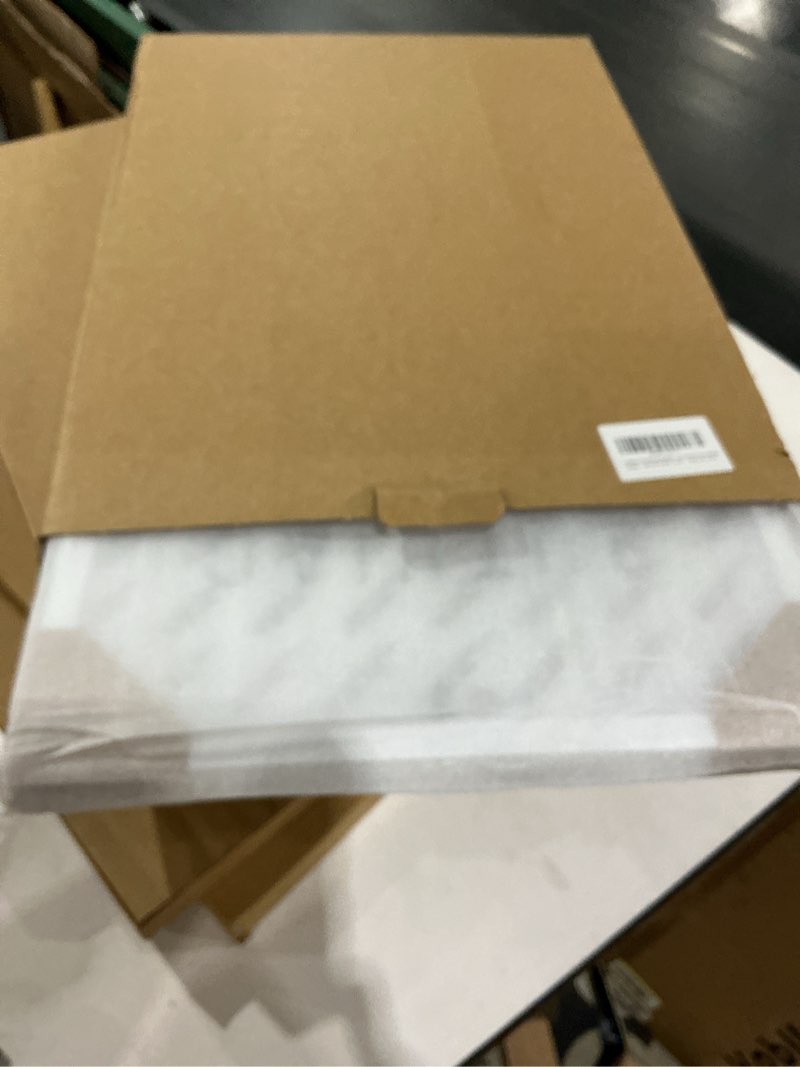 Condition photo showing New/Like New for 13x19 Oak Wood Picture Frame - 13"x19" Poster Frames for Wall, 13x19 Picture Frames for Wall, 13 x 19 Picture Frames, 13 x 19 Frames for Wall(1 Pack, White) White-1P 13x19