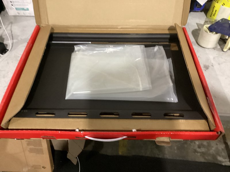 Condition photo showing Good Condition for weber full-size griddle for genesis series 300 gas grills
