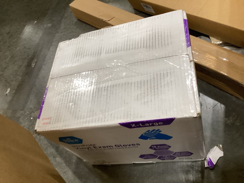 Condition photo showing Good Condition for vinyl exam gloves