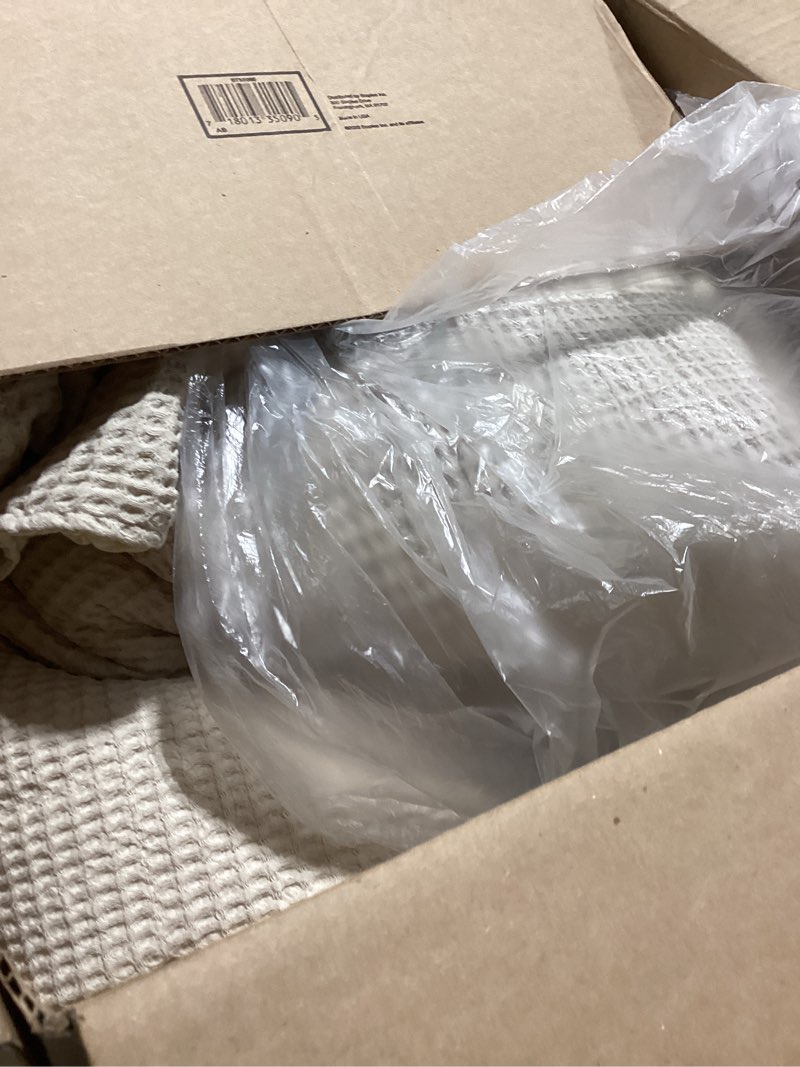 Condition photo showing Good Condition for cozytide oversized king bedspread 120"x120",100% cotton light khaki waffle weave quilt set 3pcs soft lightweight oversized king quilt bedding set,farmhouse bedding coverlet for all seasons oversized king 120x120 2-light khaki