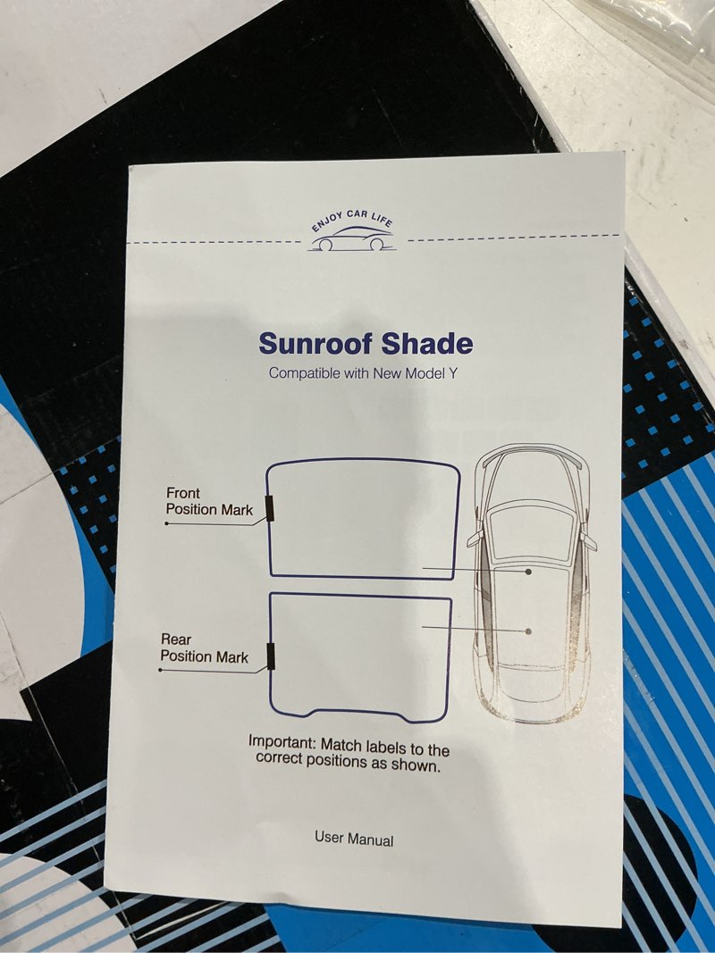 Condition photo showing New/Like New for wigoo car glass roof sunshade 