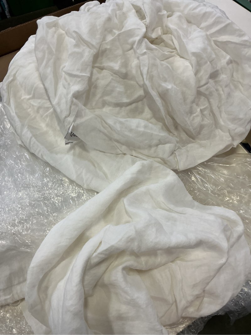 Condition photo showing Good Condition for european linen sheet set ivory cal king