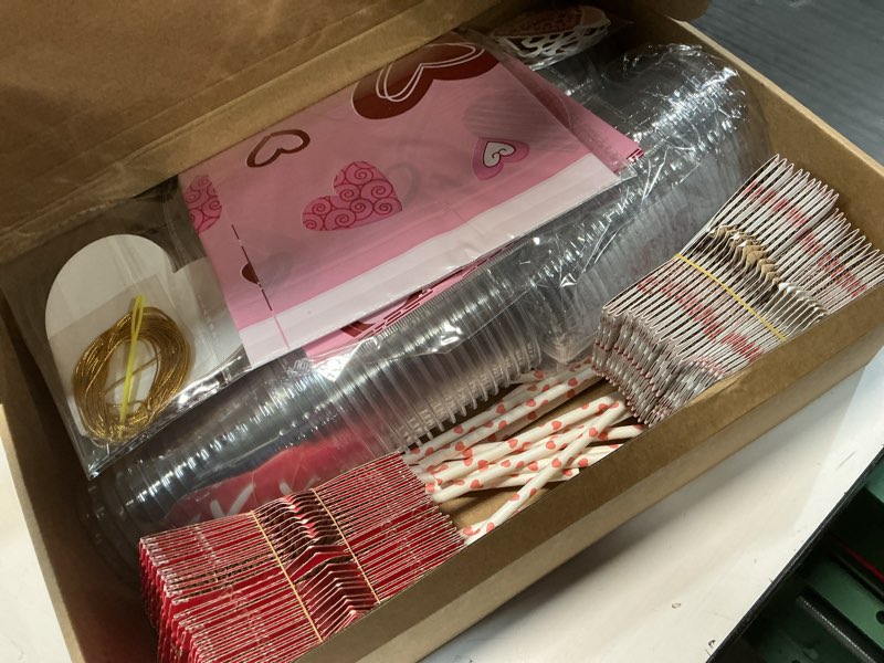 Condition photo showing New/Like New for ovveroch 50 sets valentines day party cups with lids, straws and sleeves 16 oz valentine's day disposable cups with 50 pcs love stickers, 2 pcs heart banner and tablecloth for valentine decoration